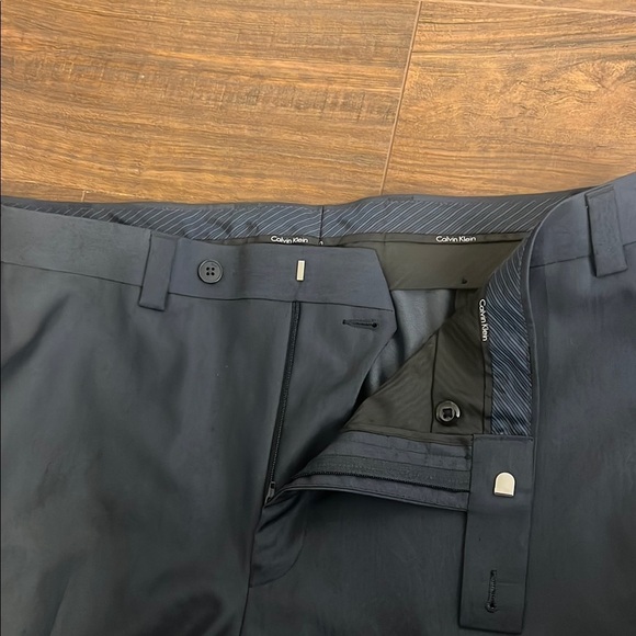 Men’s Calvin Klein Black Trousers, Sz. 36W x 32L - Picture 3 of 9
